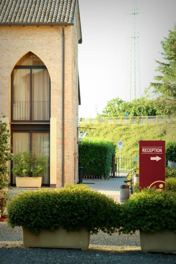 Villa Meli Lupi - Residenze Temporanee Parma Eksteriør bilde