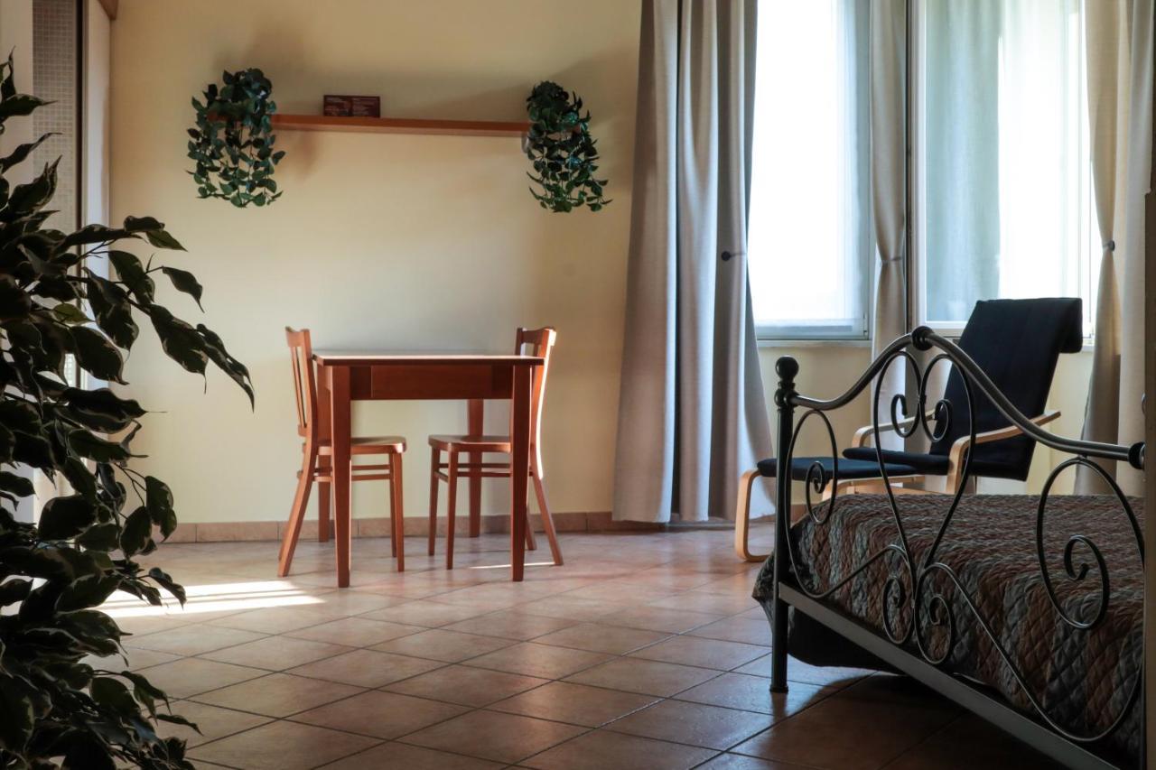 Villa Meli Lupi - Residenze Temporanee Parma Eksteriør bilde