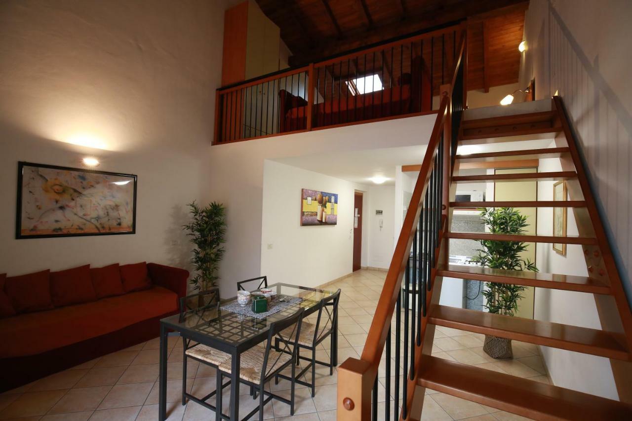 Villa Meli Lupi - Residenze Temporanee Parma Eksteriør bilde