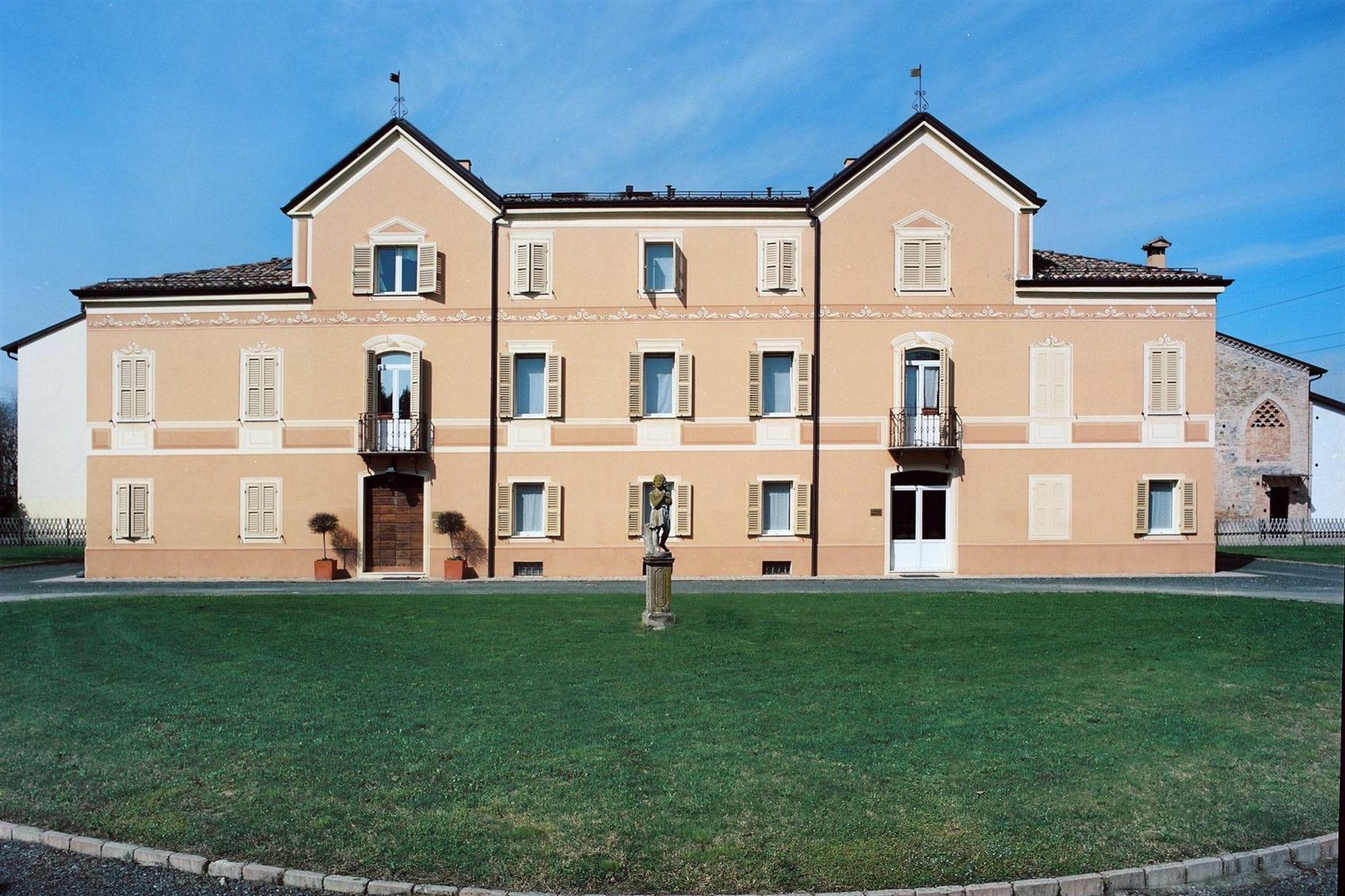 Villa Meli Lupi - Residenze Temporanee Parma Eksteriør bilde